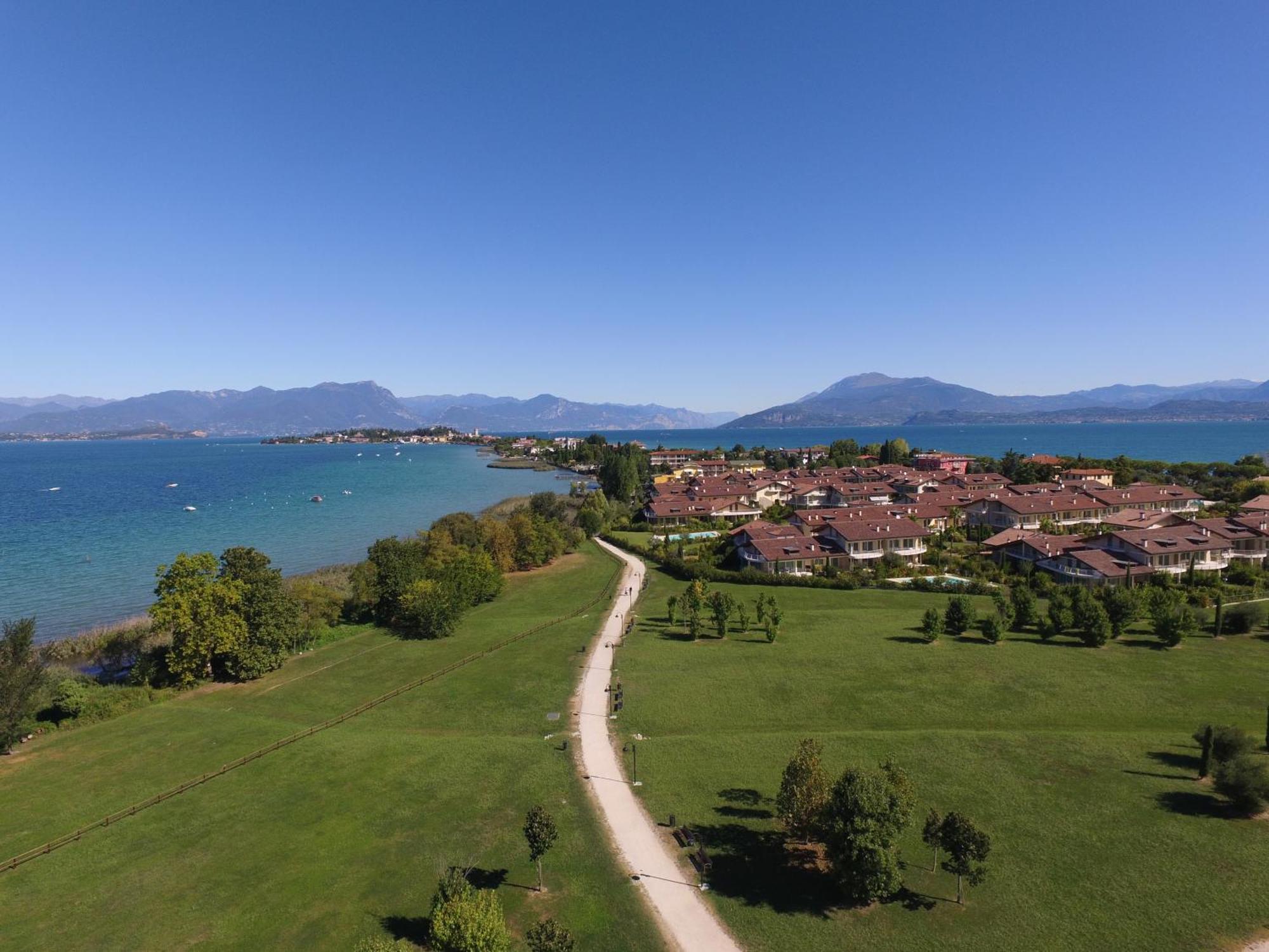 Resort Caesar C4 Sirmione - Gardagate Exterior foto